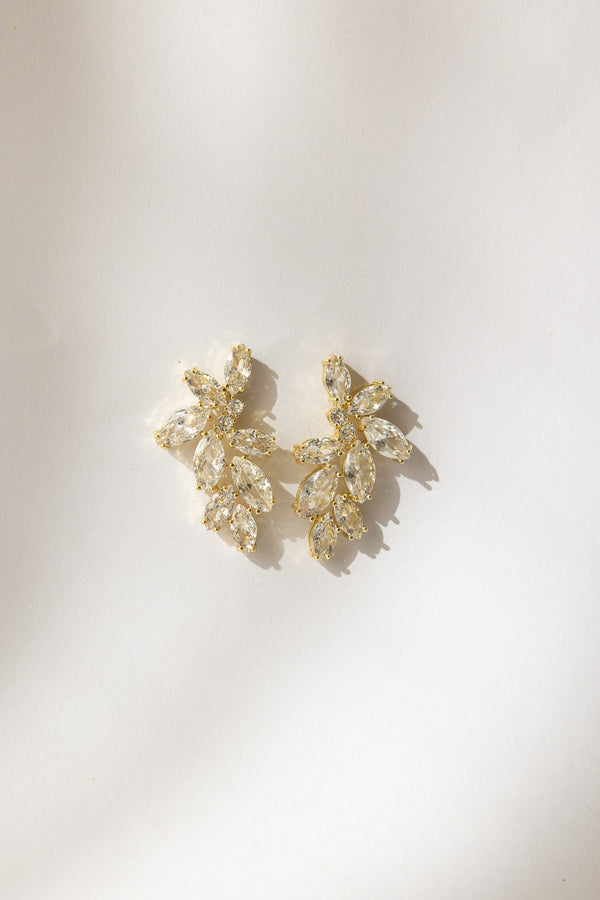 Isola Luxe Earrings with Leaf Rhinestone