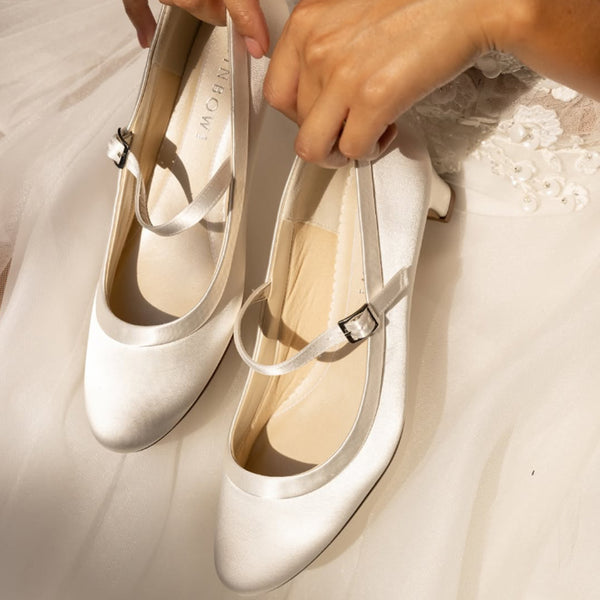 Larissa Ivory Satin -Bruidsschoenen-Rainbow Club-ShoeStories