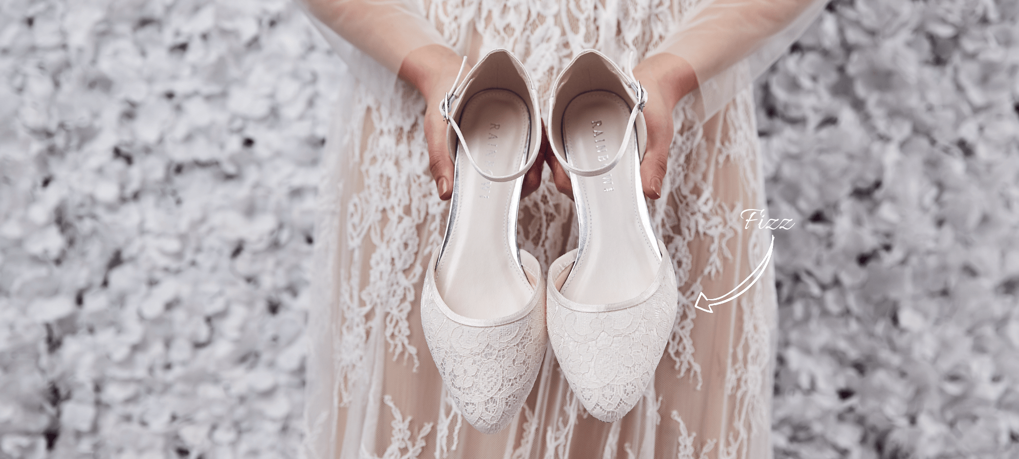 van mening zijn Leesbaarheid ophouden Ballerina Bruidsschoenen Kopen? | Elsa Trouwschoenen | ShoeStories